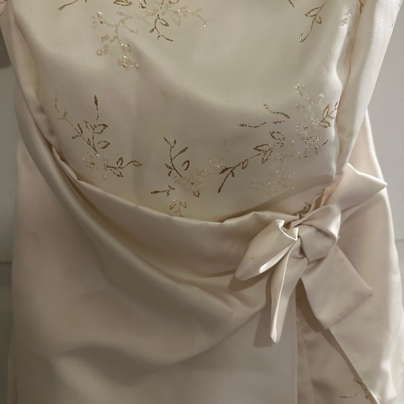 Semi formal dress - Picture 1 of 5